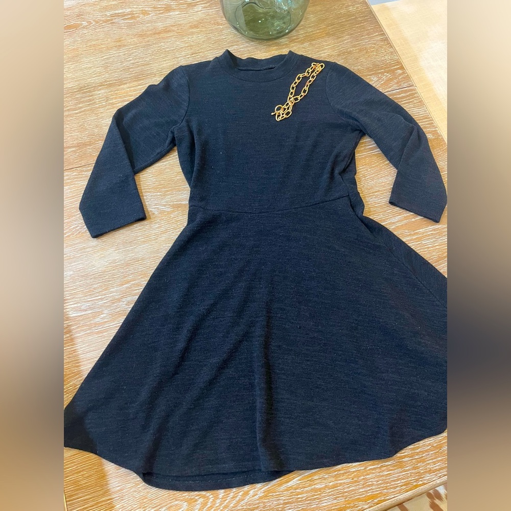 Black thick dress